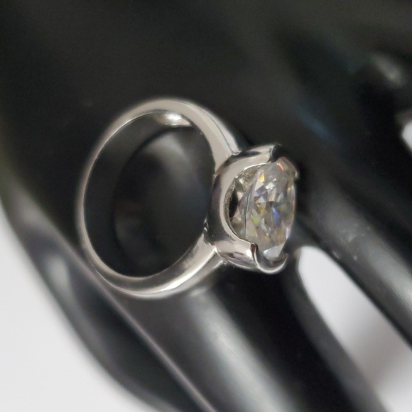 2 Cttw Sterling Silver 925 Solitaire Ring - Picture 5 of 10